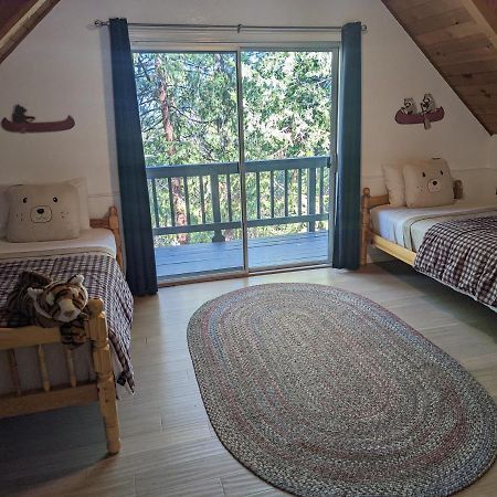 Breckenridge Chalet Near Yosemite. Dog Friendly! グローヴランド エクステリア 写真
